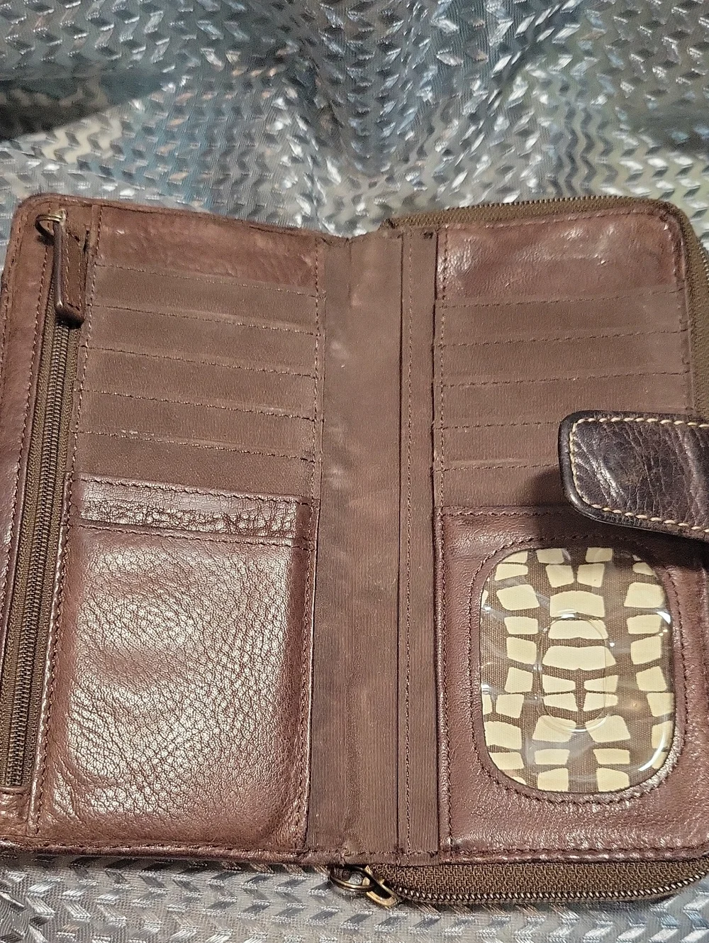 Fossil men zip